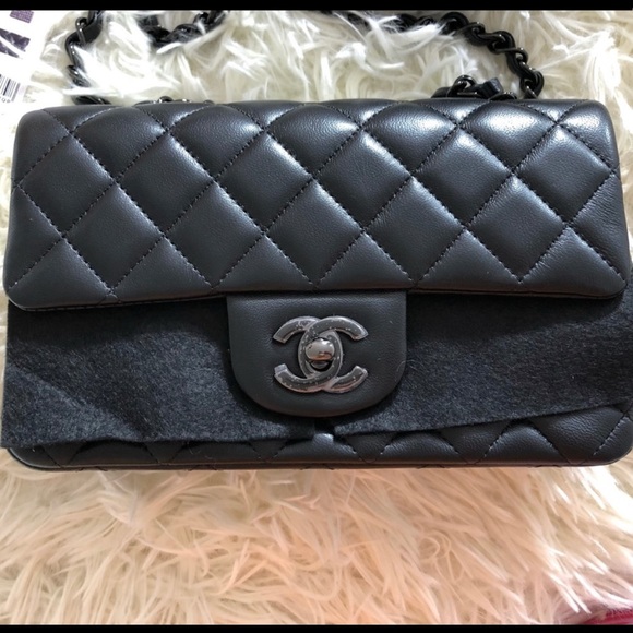 FULL SET - CHANEL Mini Classic Handbag (“So Black” - 21B) - Picture 4 of 16